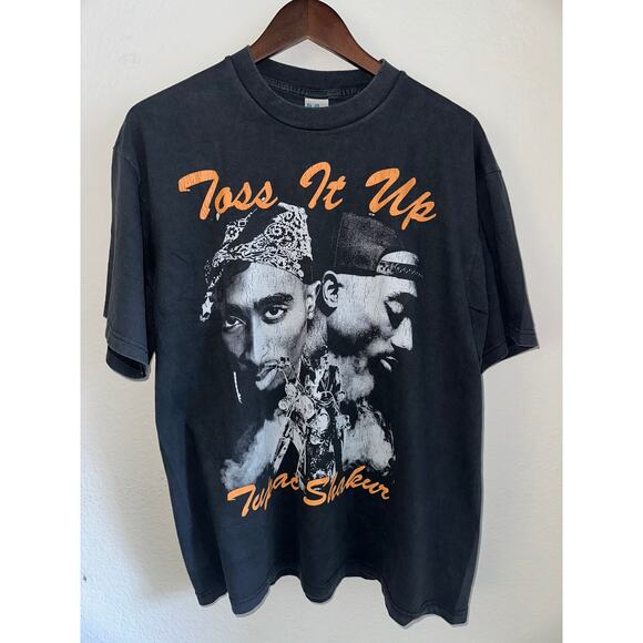 Tupac Shakur "Toss It Up" Rap Tee Vintage Reprint T-shirt XL - Picture 1 of 4